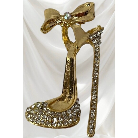 Glamorous Sparkling Rhinestone High-Heel Pin Brooch - Add a Touch of Elegance - Picture 2 of 7